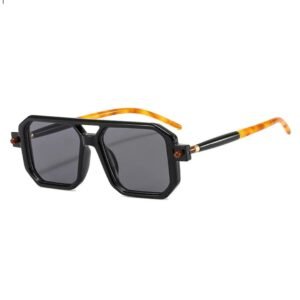 Les lunettes de soleil  pour hommes et femmes